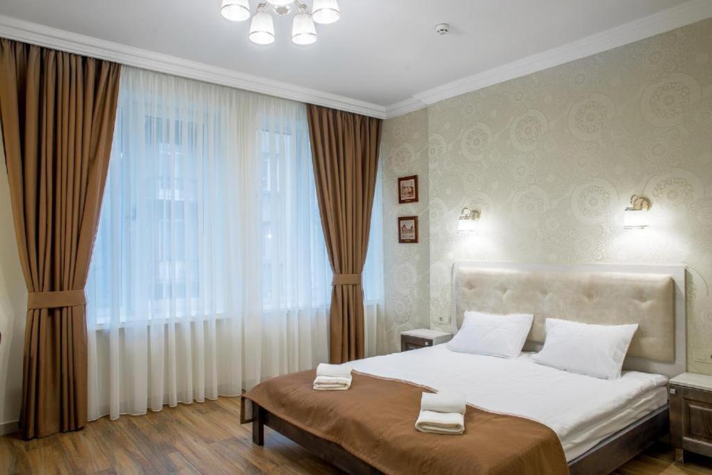 Apartment Barvy Lvova On Kostyushka St Buitenkant foto
