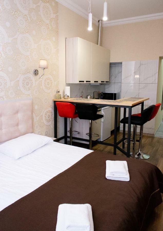 Apartment Barvy Lvova On Kostyushka St Buitenkant foto
